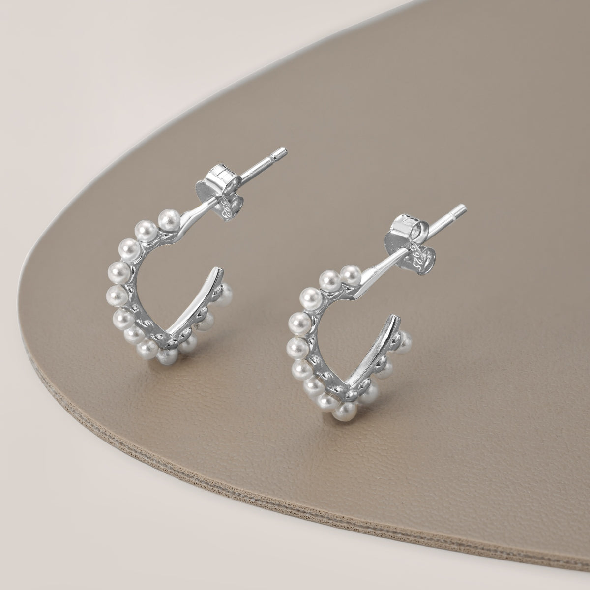 Pearl Heart Huggy Studs – Nobil Jewelry