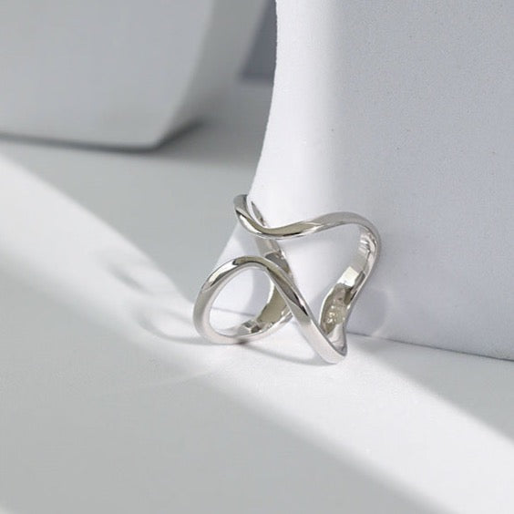 Asymmetrical Wrap Around Ring